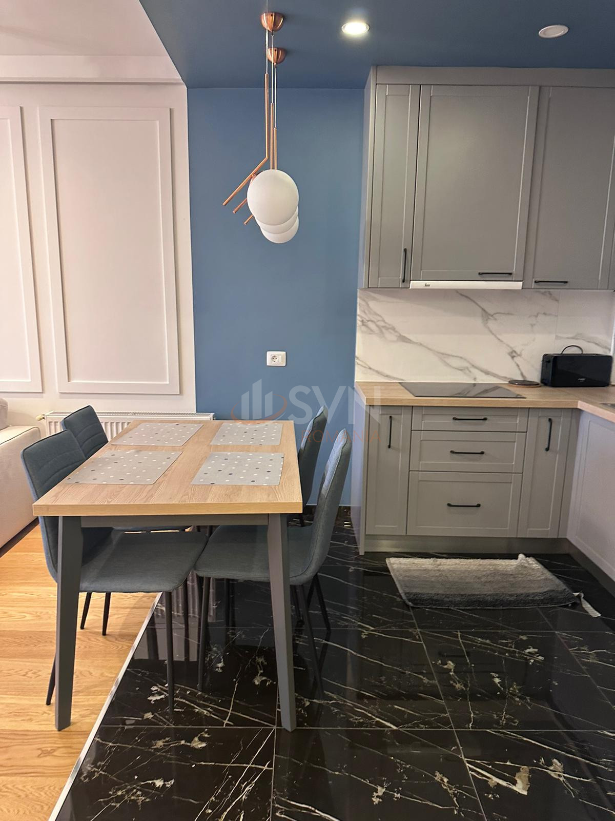 3 camere cu loc parcare subteran inclus Cluj/Piata Mihai Viteazul