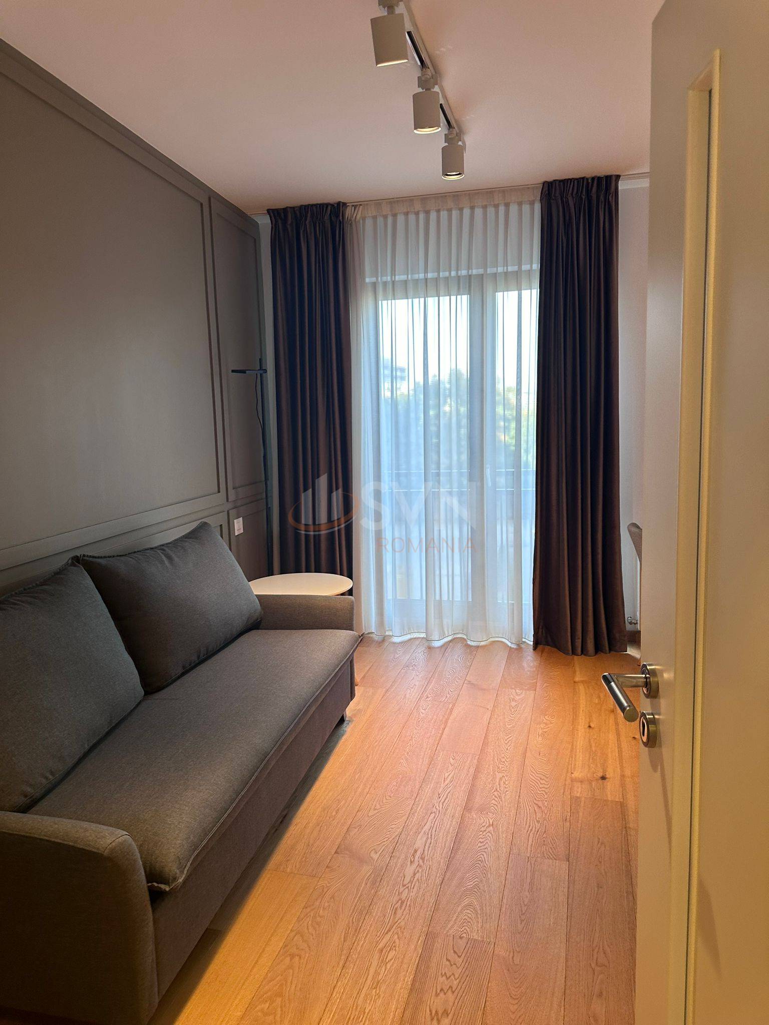 3 camere cu loc parcare subteran inclus Cluj/Piata Mihai Viteazul