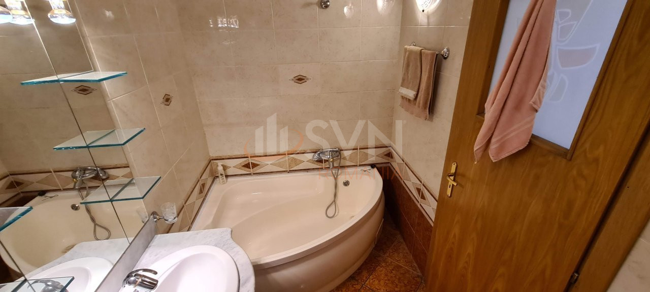 3 camere cu loc parcare subteran inclus Bucuresti/Piata Victoriei