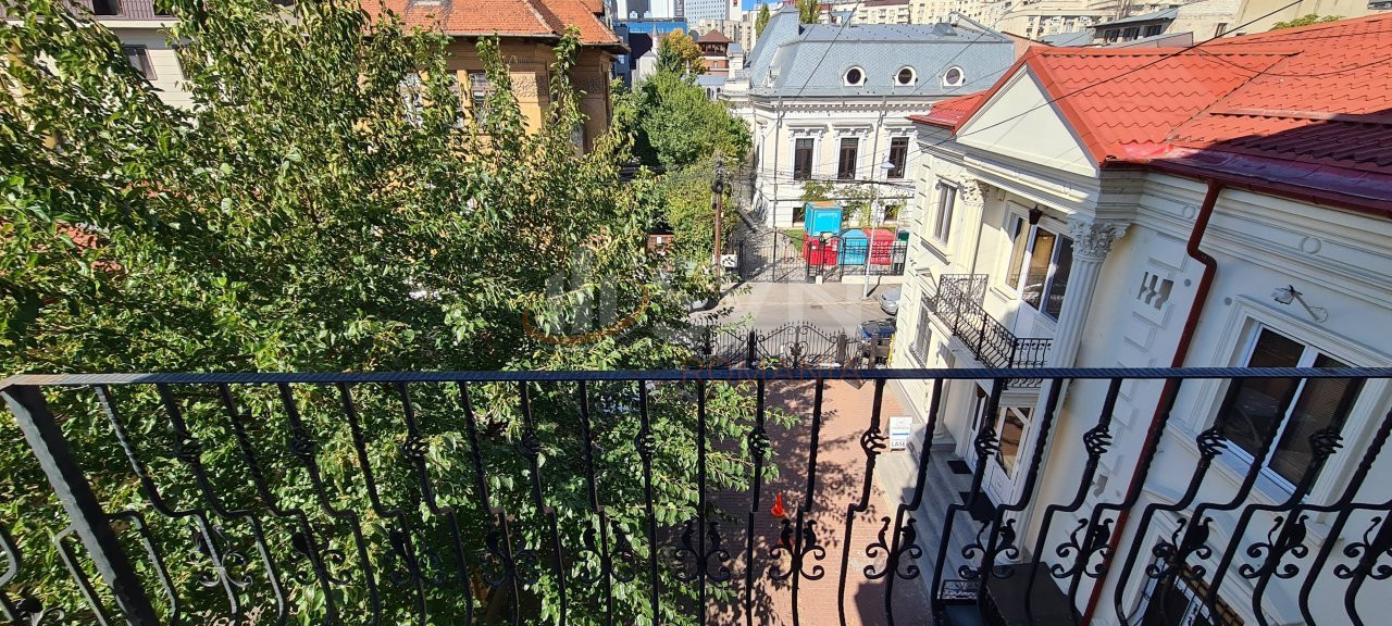 3 camere cu loc parcare subteran inclus Bucuresti/Piata Victoriei