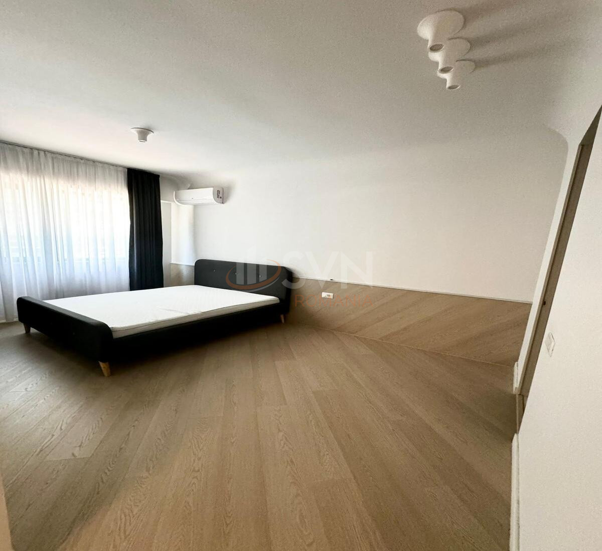 3 camere cu loc parcare subteran inclus Bucuresti/Pipera