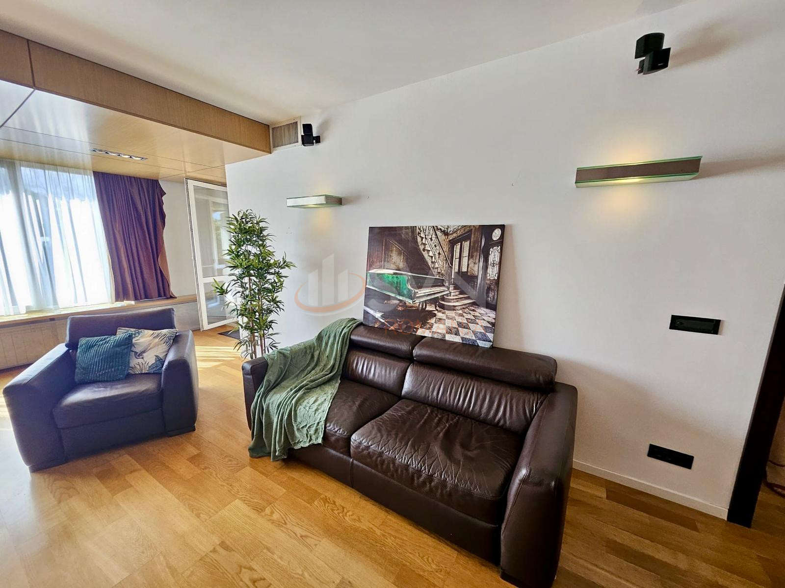 3 camere cu loc parcare subteran inclus Bucuresti/Herastrau