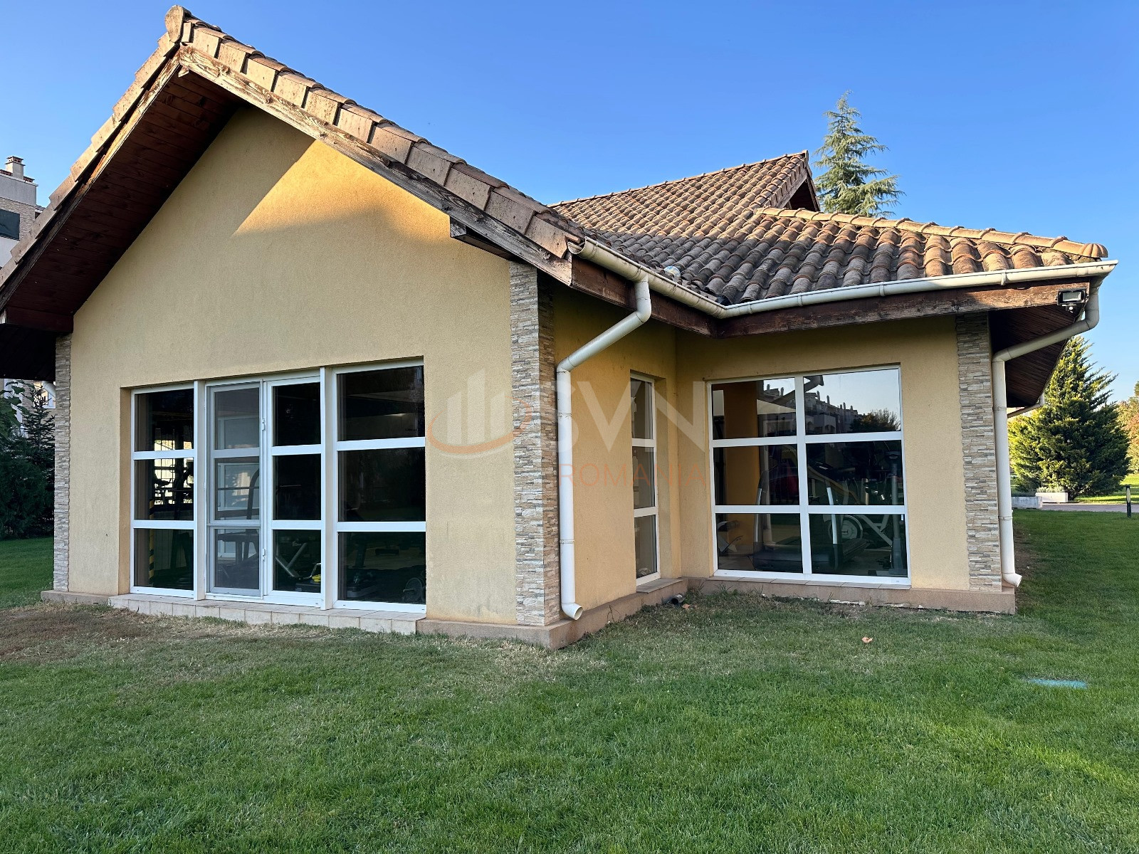 3 camere cu loc parcare subteran inclus Bucuresti/Pipera