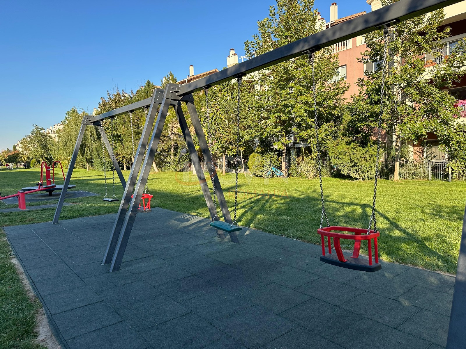 3 camere cu loc parcare subteran inclus Bucuresti/Pipera