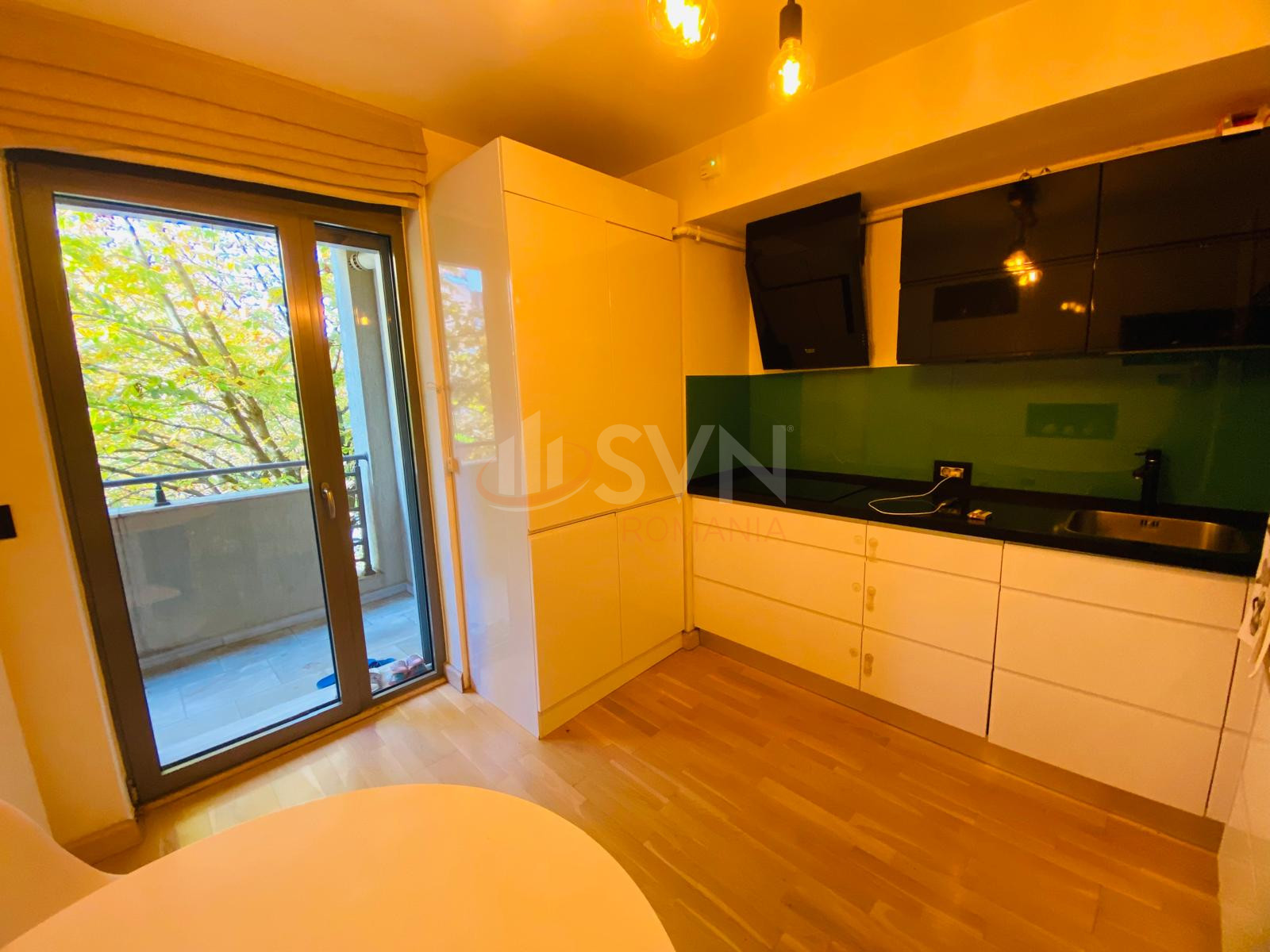 3 camere cu loc parcare subteran inclus Bucuresti/Sisesti