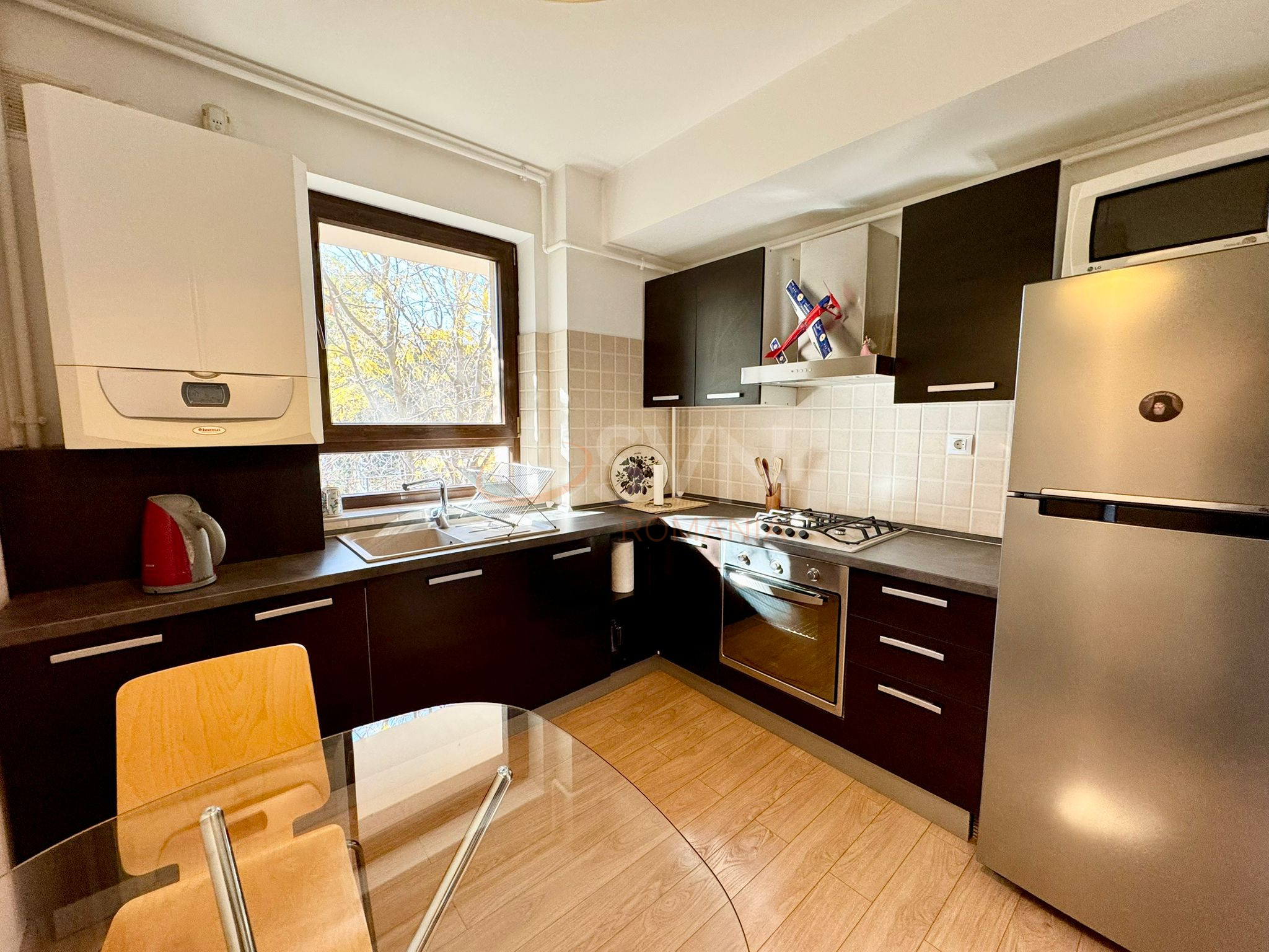 3 camere cu loc parcare subteran inclus Bucuresti/Floreasca