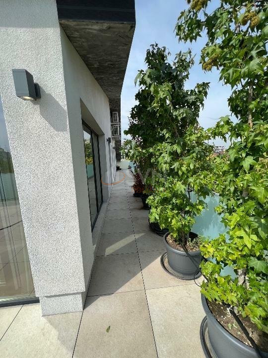 3 camere cu loc parcare subteran inclus Bucuresti/Aviatiei