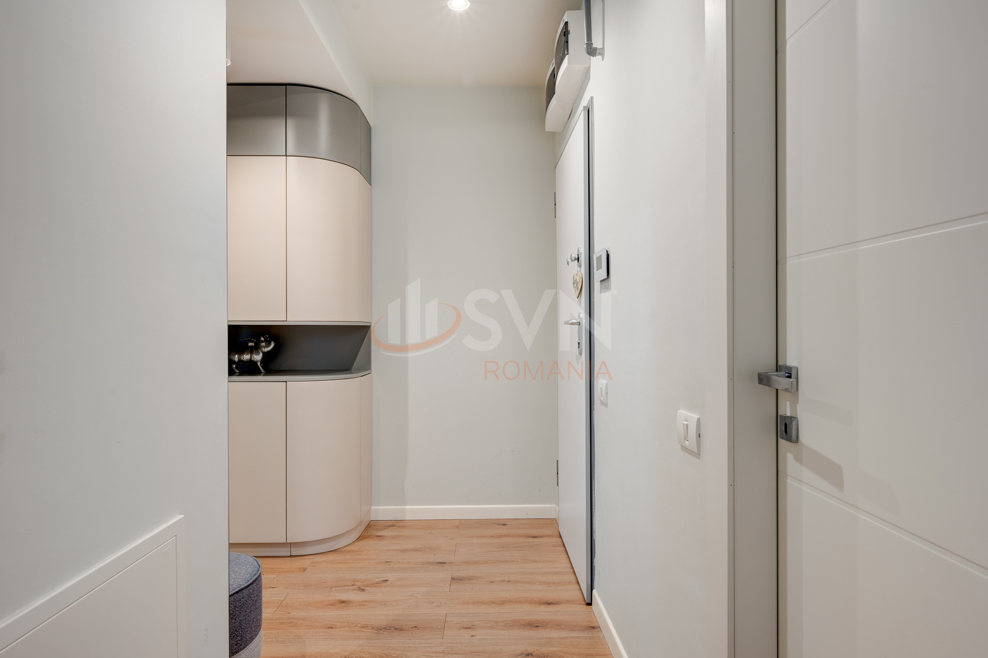 3 camere cu loc parcare subteran inclus Bucuresti/Sisesti