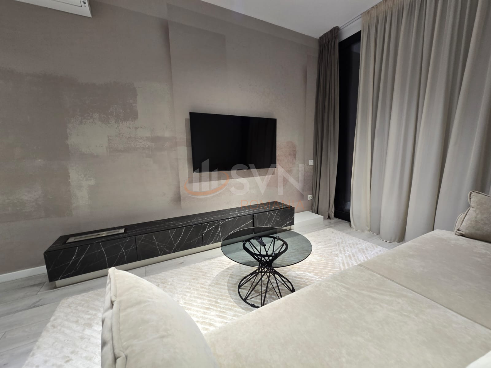 3 camere cu loc parcare subteran inclus Bucuresti/Herastrau