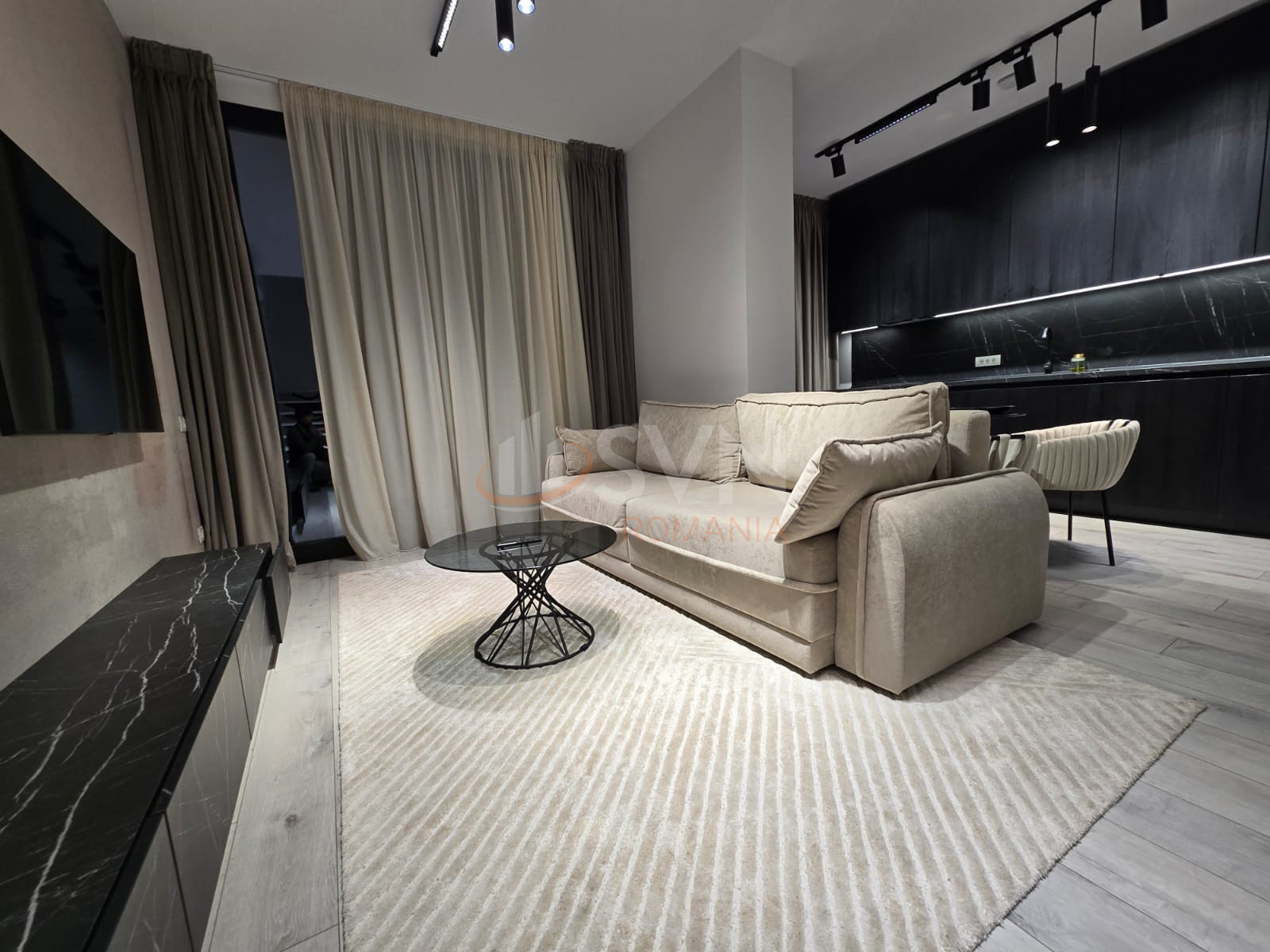 3 camere cu loc parcare subteran inclus Bucuresti/Herastrau