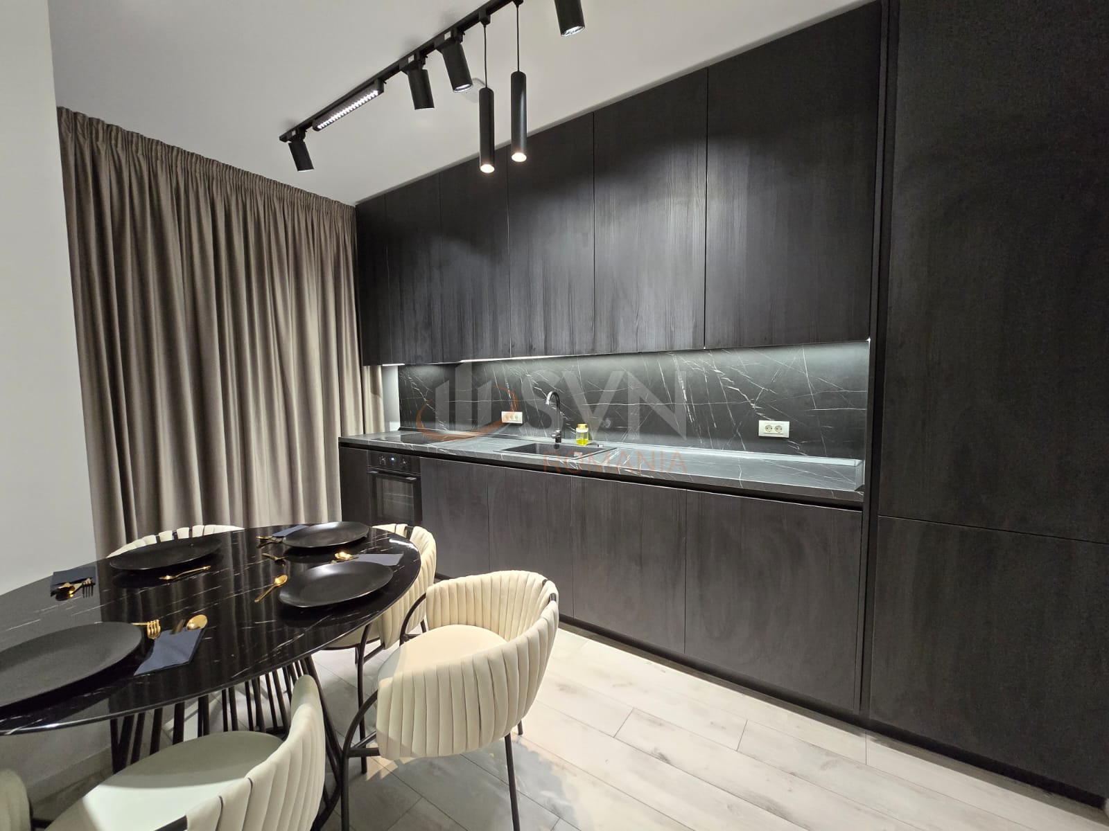 3 camere cu loc parcare subteran inclus Bucuresti/Herastrau