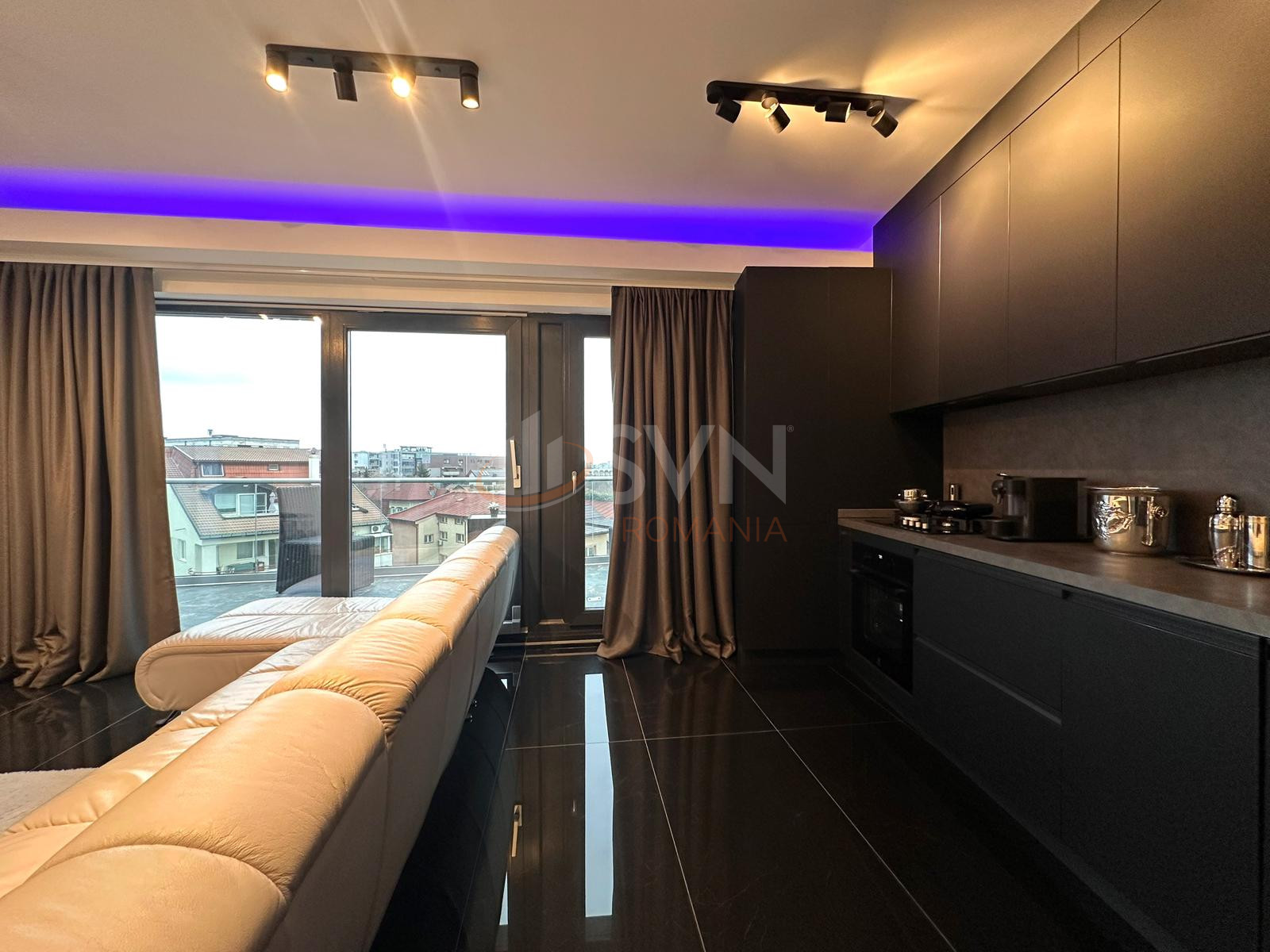 3 camere cu loc parcare subteran inclus Bucuresti/Herastrau