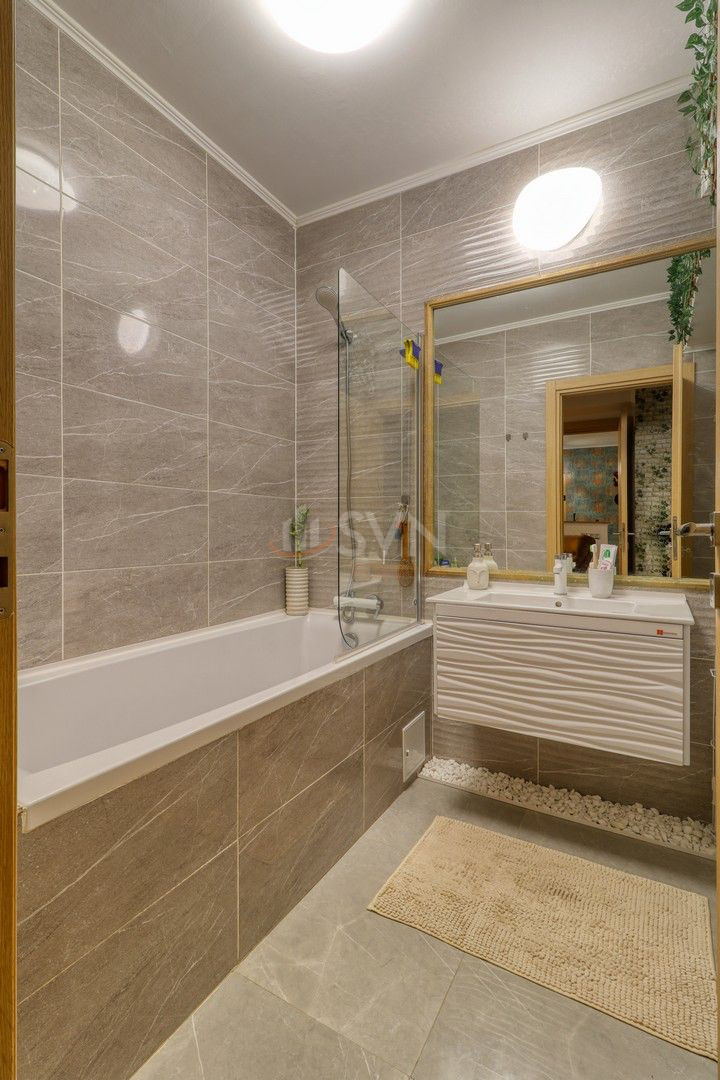 3 camere cu loc parcare subteran inclus Bucuresti/Pipera