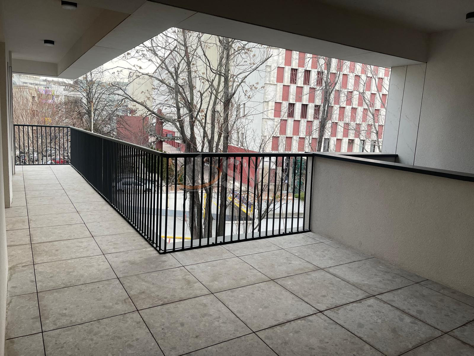 3 camere cu loc parcare subteran inclus Bucuresti/Universitate (s1)