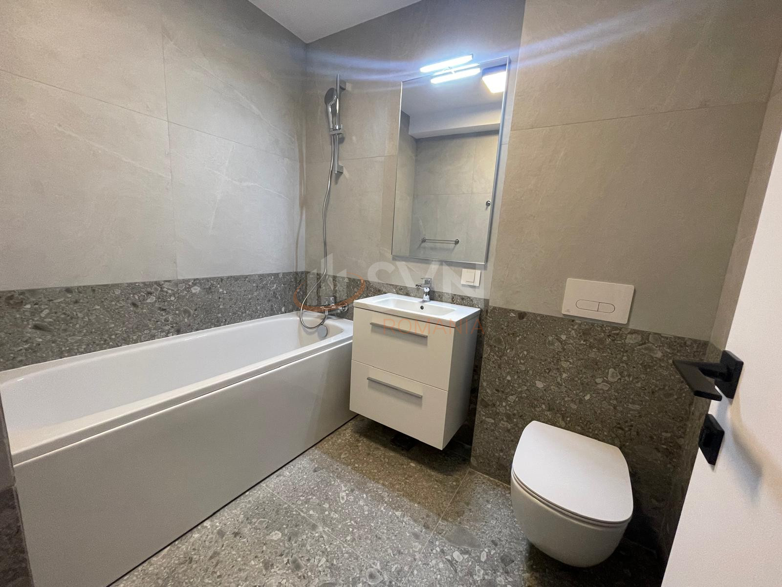 3 camere cu loc parcare subteran inclus Bucuresti/Universitate (s1)