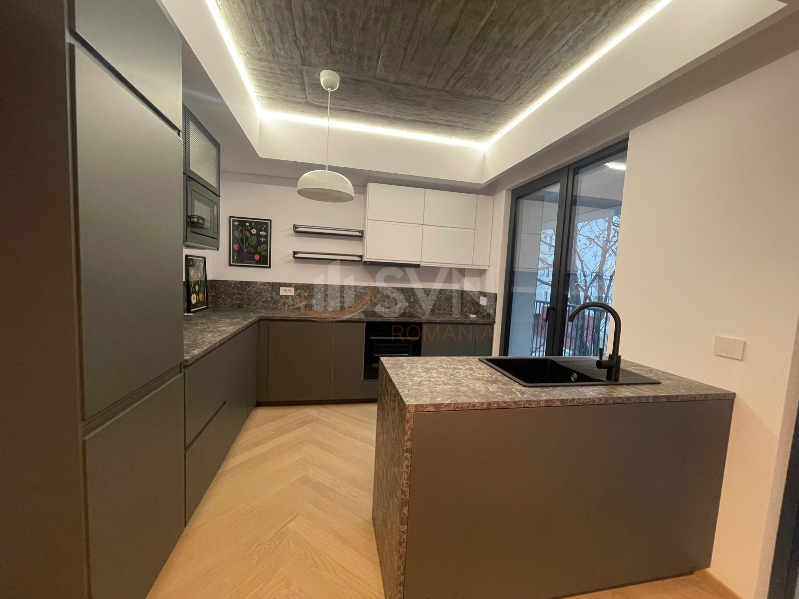 3 camere cu loc parcare subteran inclus Bucuresti/Universitate (s1)