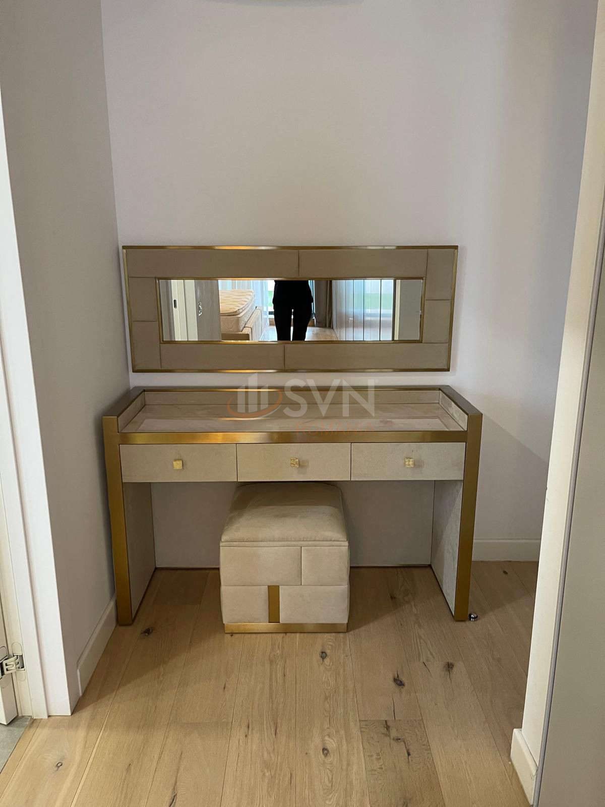 3 camere cu loc parcare subteran inclus Bucuresti/Herastrau