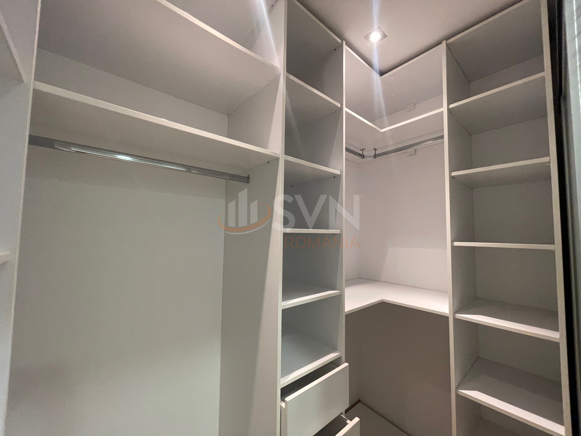 3 camere cu loc parcare subteran inclus Bucuresti/Pipera