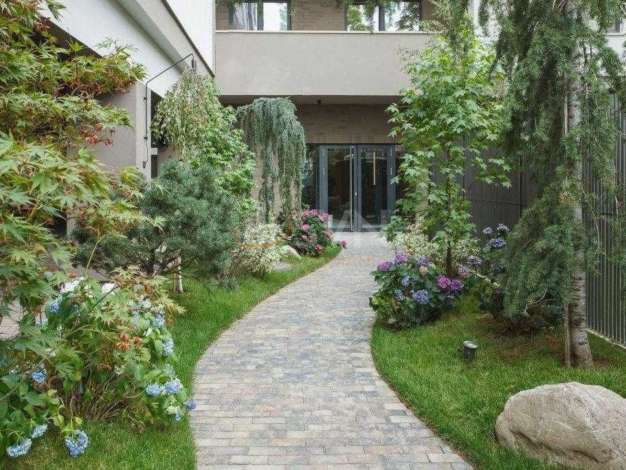 3 camere cu loc parcare subteran inclus Bucuresti/Universitate (s1)