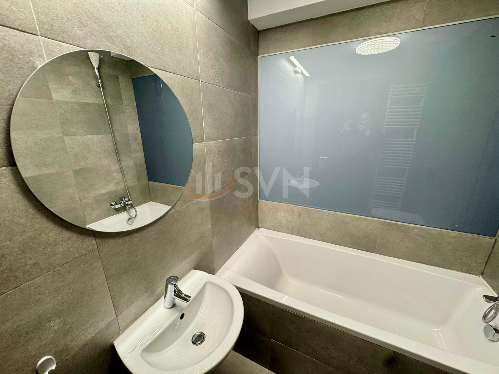 3 camere cu loc parcare subteran inclus Bucuresti/Barbu Vacarescu