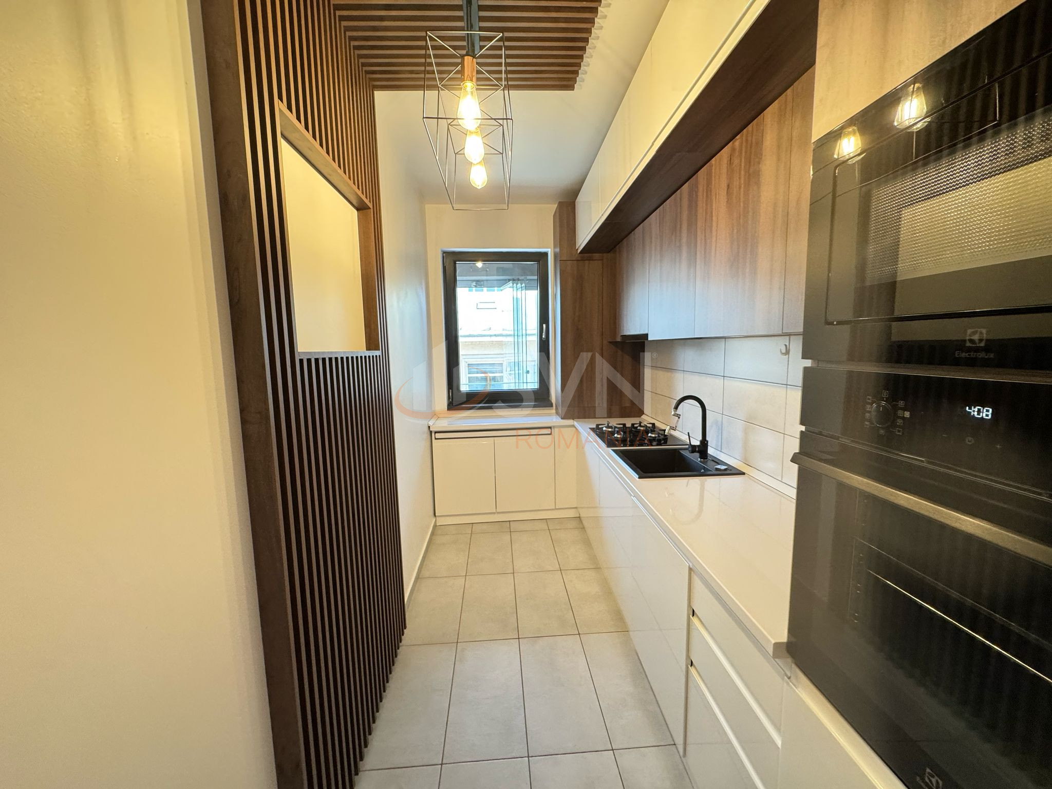 3 camere cu loc parcare subteran inclus Bucuresti/Parcul Carol