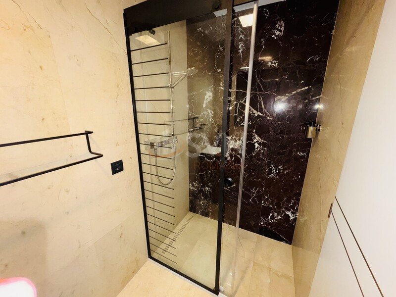 3 camere cu loc parcare subteran inclus Brasov/Centru