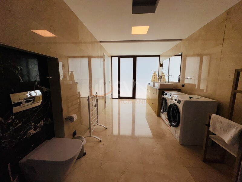 3 camere cu loc parcare subteran inclus Brasov/Centru