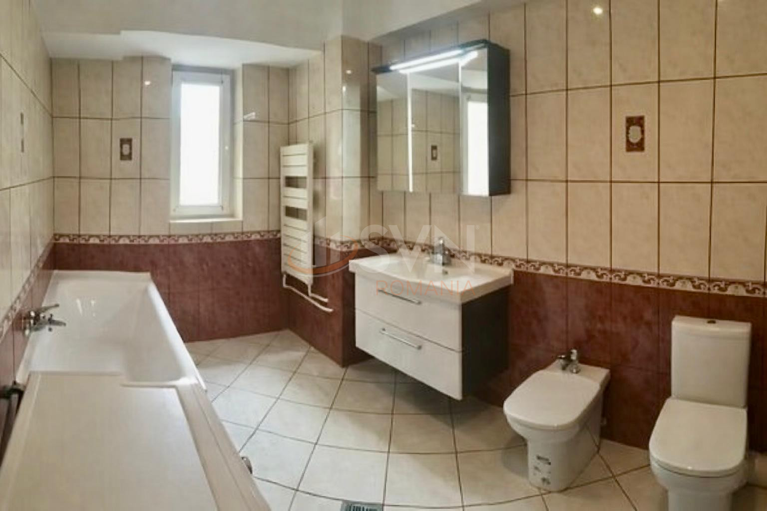 3 camere cu loc parcare subteran inclus Bucuresti/Herastrau