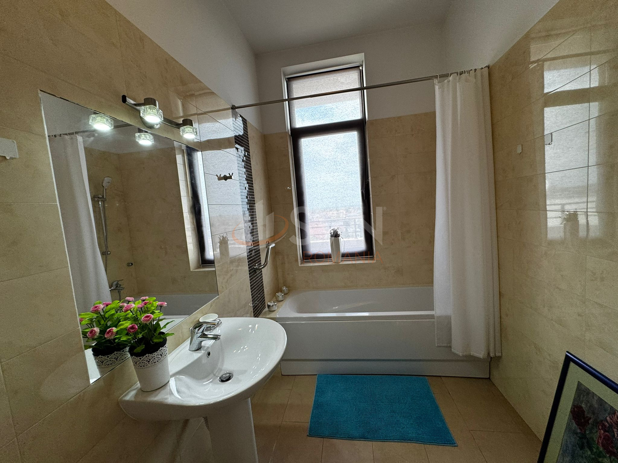 4 camere cu loc parcare exterior inclus Bucuresti/Baneasa