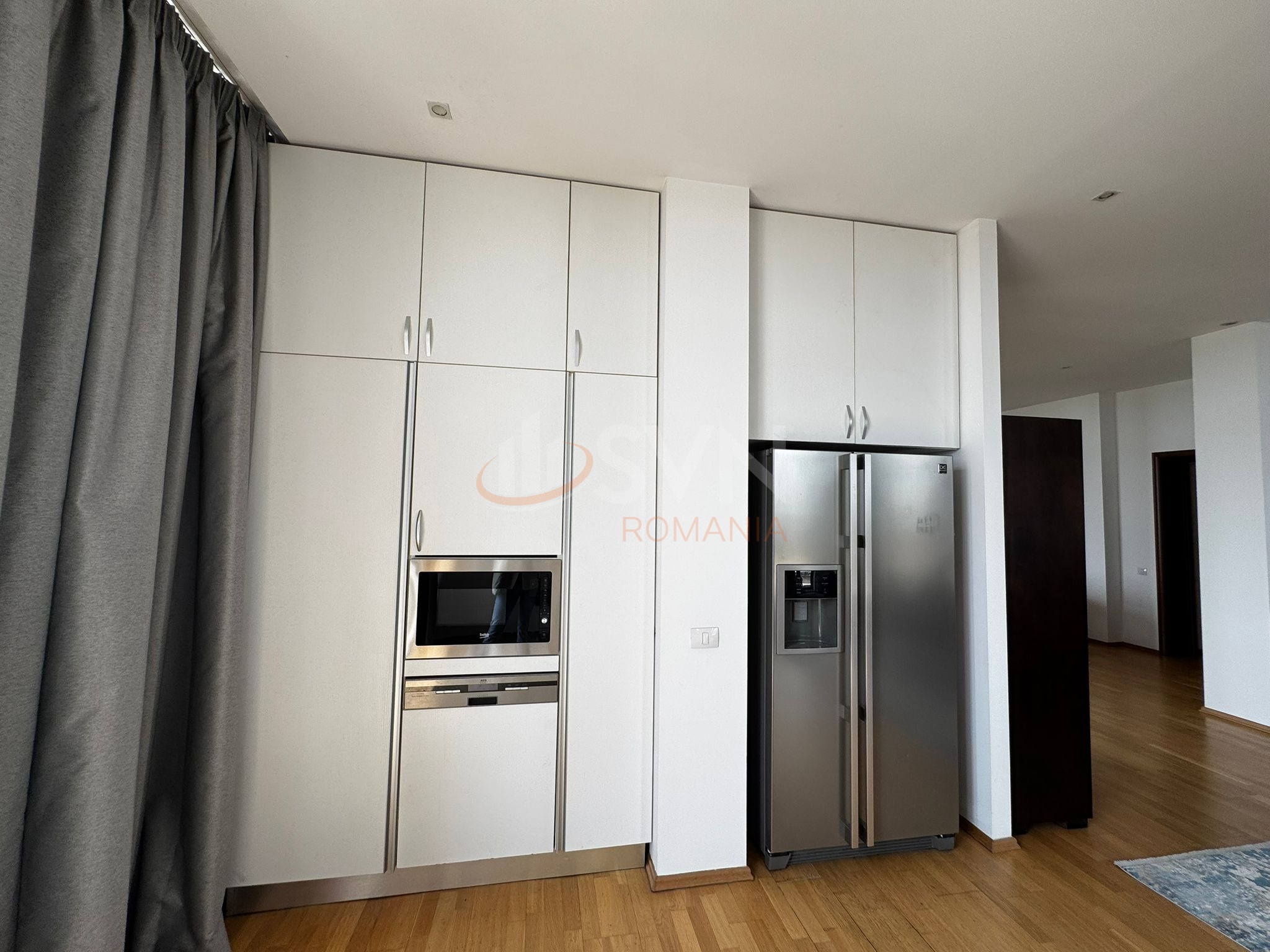 4 camere cu loc parcare exterior inclus Bucuresti/Baneasa