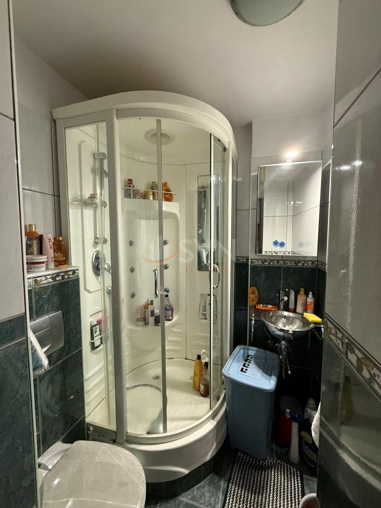 4 camere cu loc parcare exterior inclus Bucuresti/Aviatiei