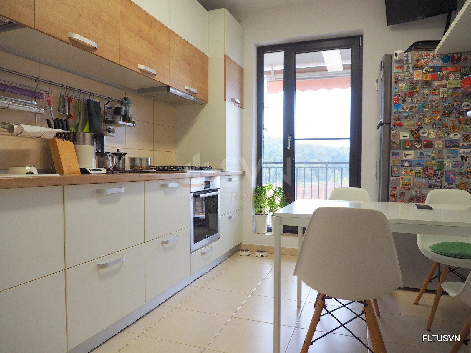 4 camere cu loc parcare exterior inclus Bucuresti/Baneasa