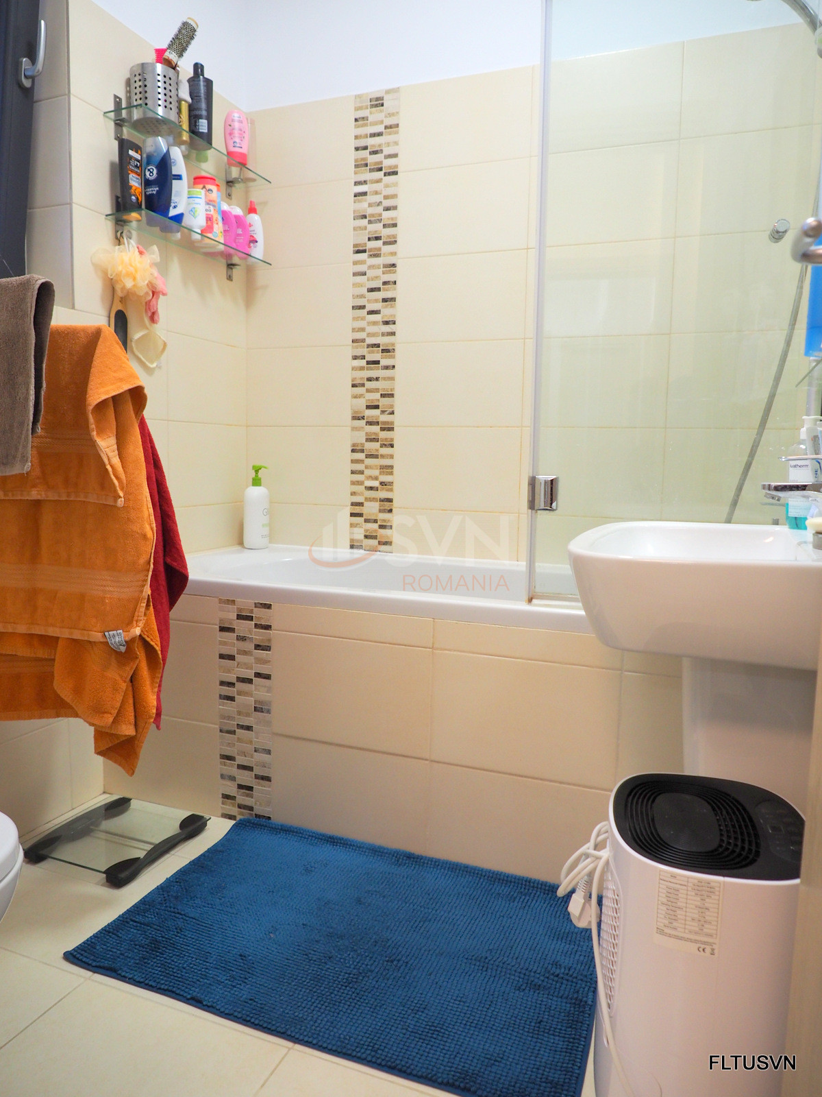 4 camere cu loc parcare exterior inclus Bucuresti/Baneasa