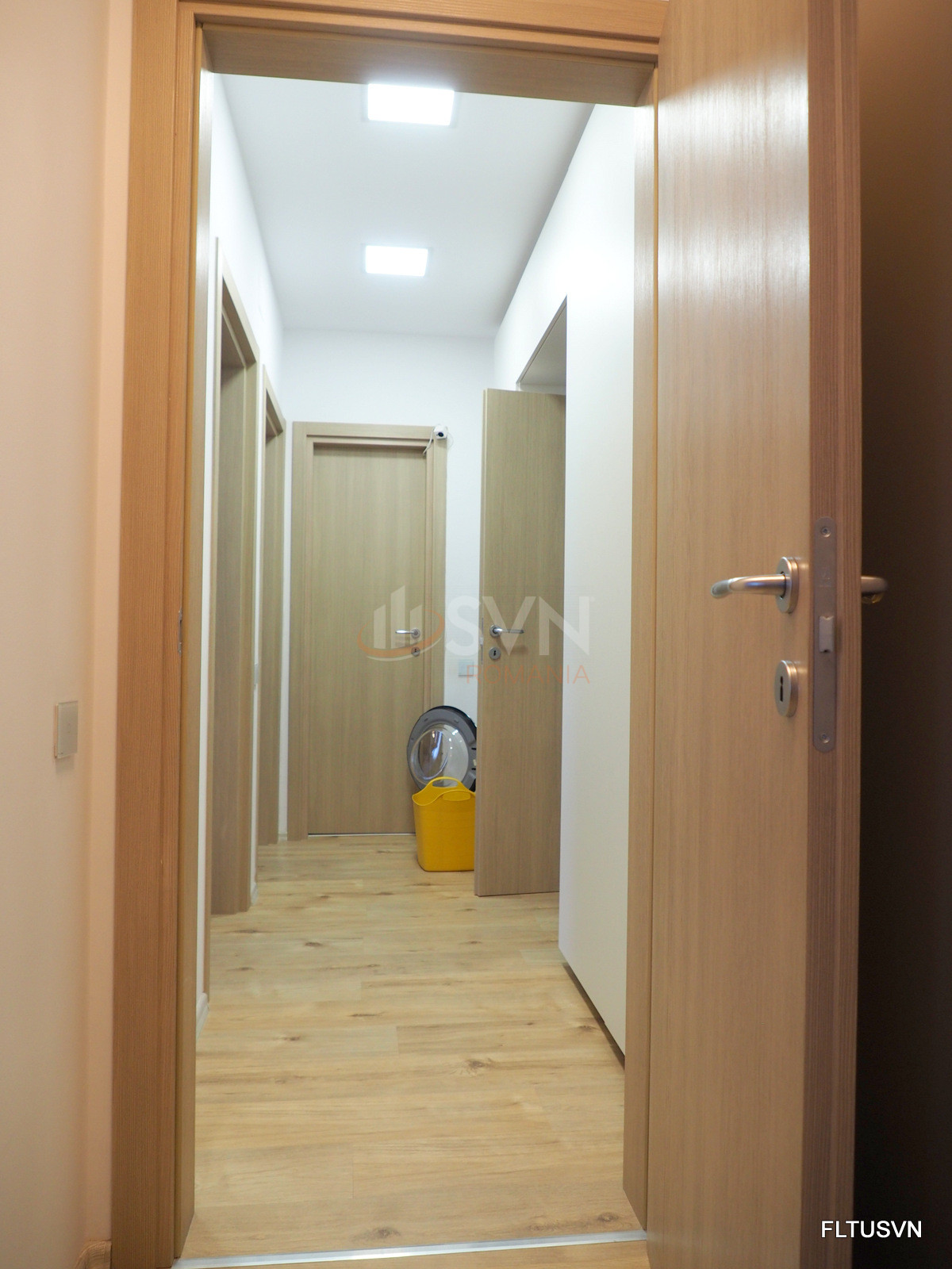 4 camere cu loc parcare exterior inclus Bucuresti/Baneasa