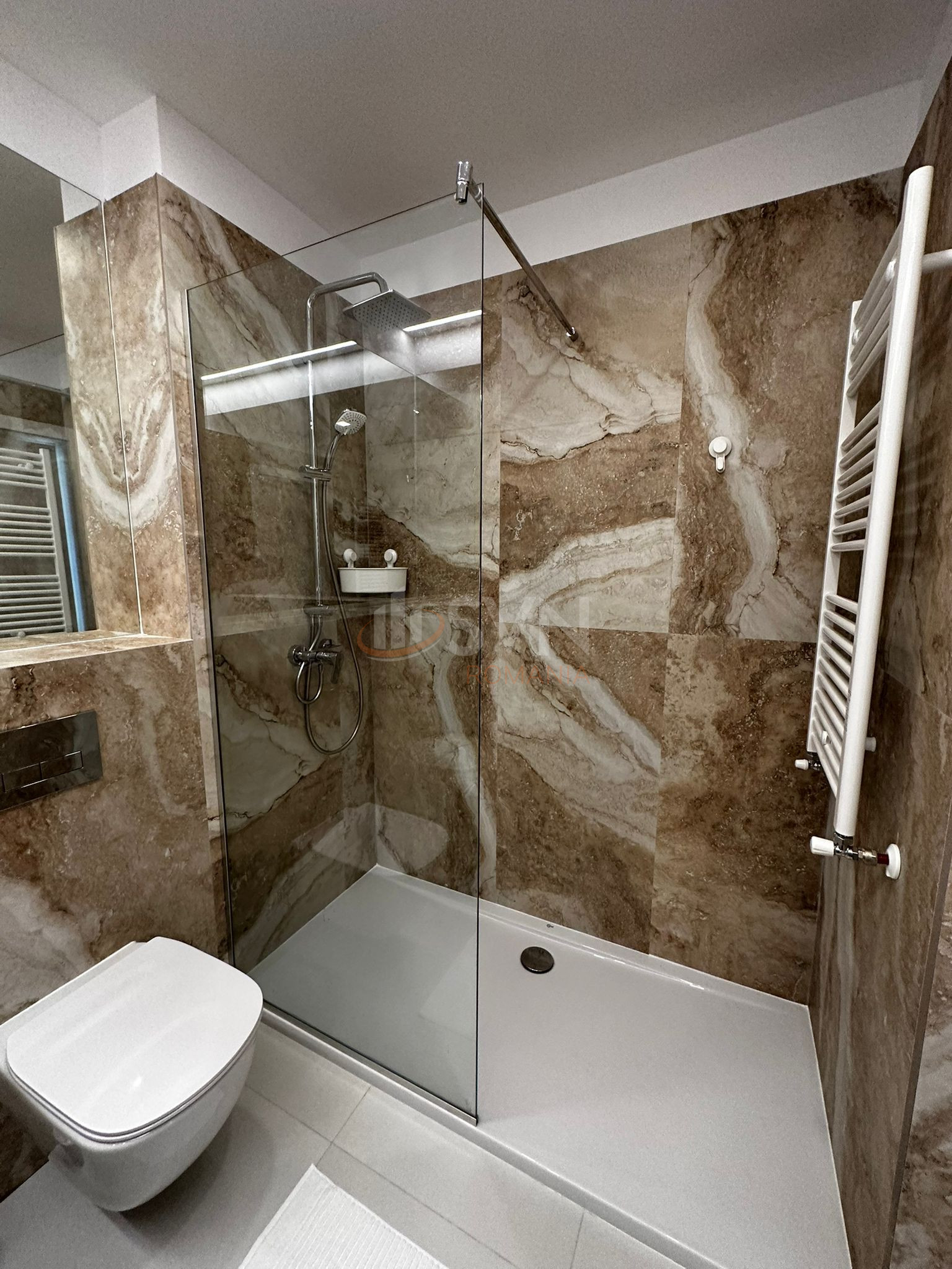 4 camere cu loc parcare exterior inclus Bucuresti/Aviatiei