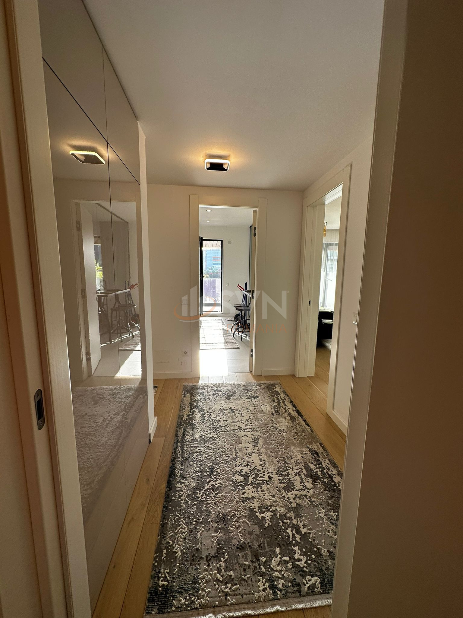 4 camere cu loc parcare exterior inclus Bucuresti/Aviatiei