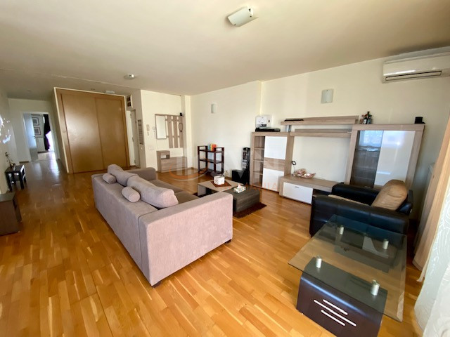 4 camere cu loc parcare exterior inclus Bucuresti/Pipera