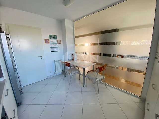 4 camere cu loc parcare exterior inclus Bucuresti/Pipera