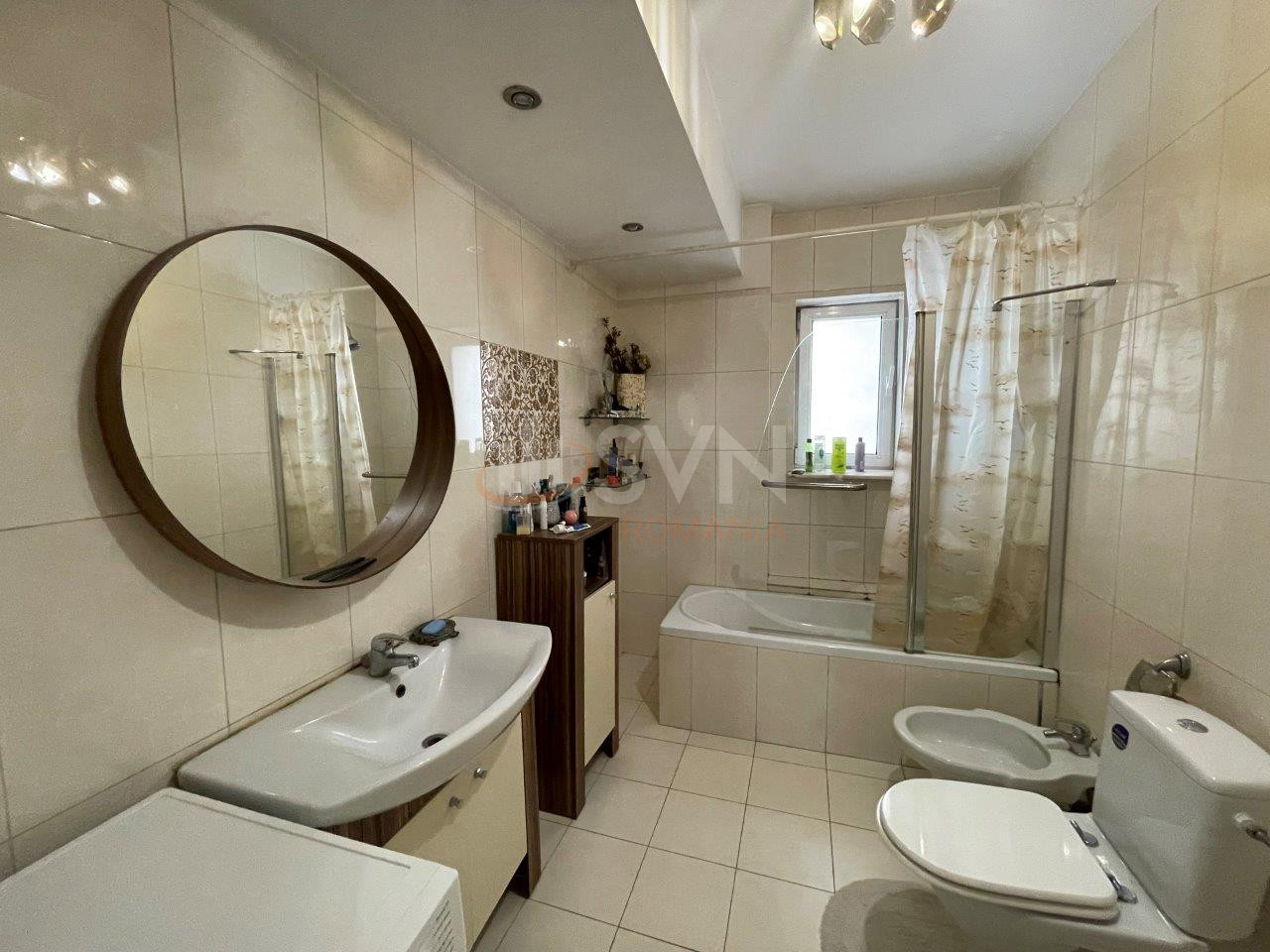 4 camere cu loc parcare exterior inclus Bucuresti/Primaverii