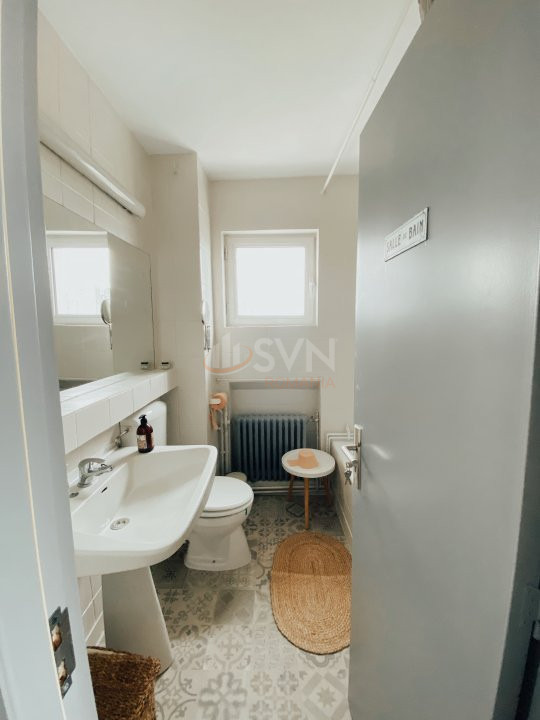 4 camere cu loc parcare exterior inclus Bucuresti/Piata Romana