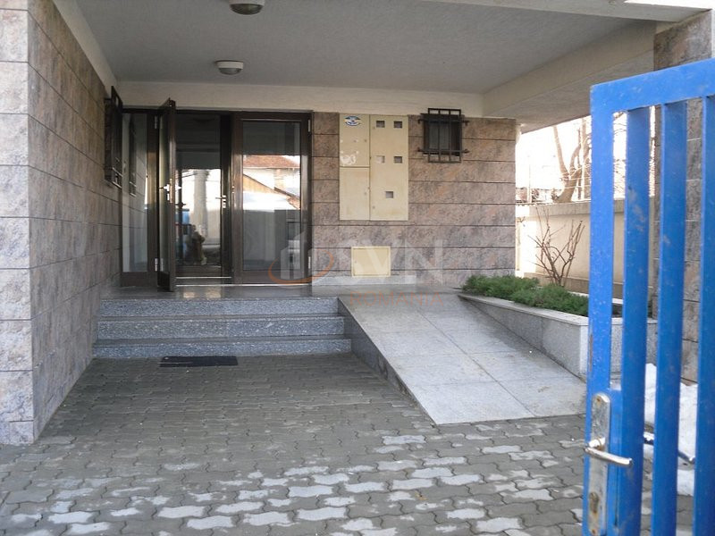 4 camere cu loc parcare exterior inclus Bucuresti/Barbu Vacarescu