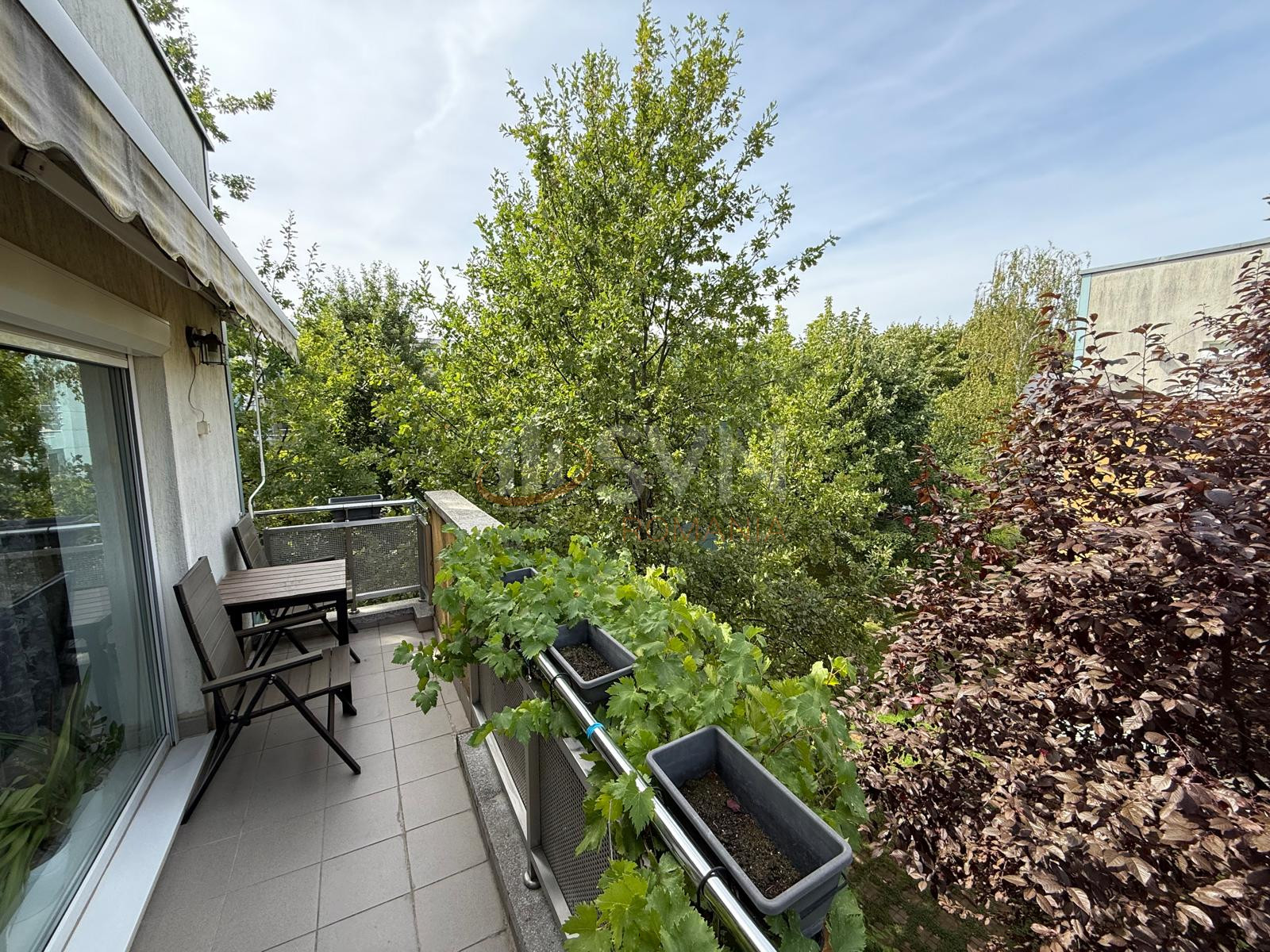 4 camere cu loc parcare exterior inclus Bucuresti/Baneasa