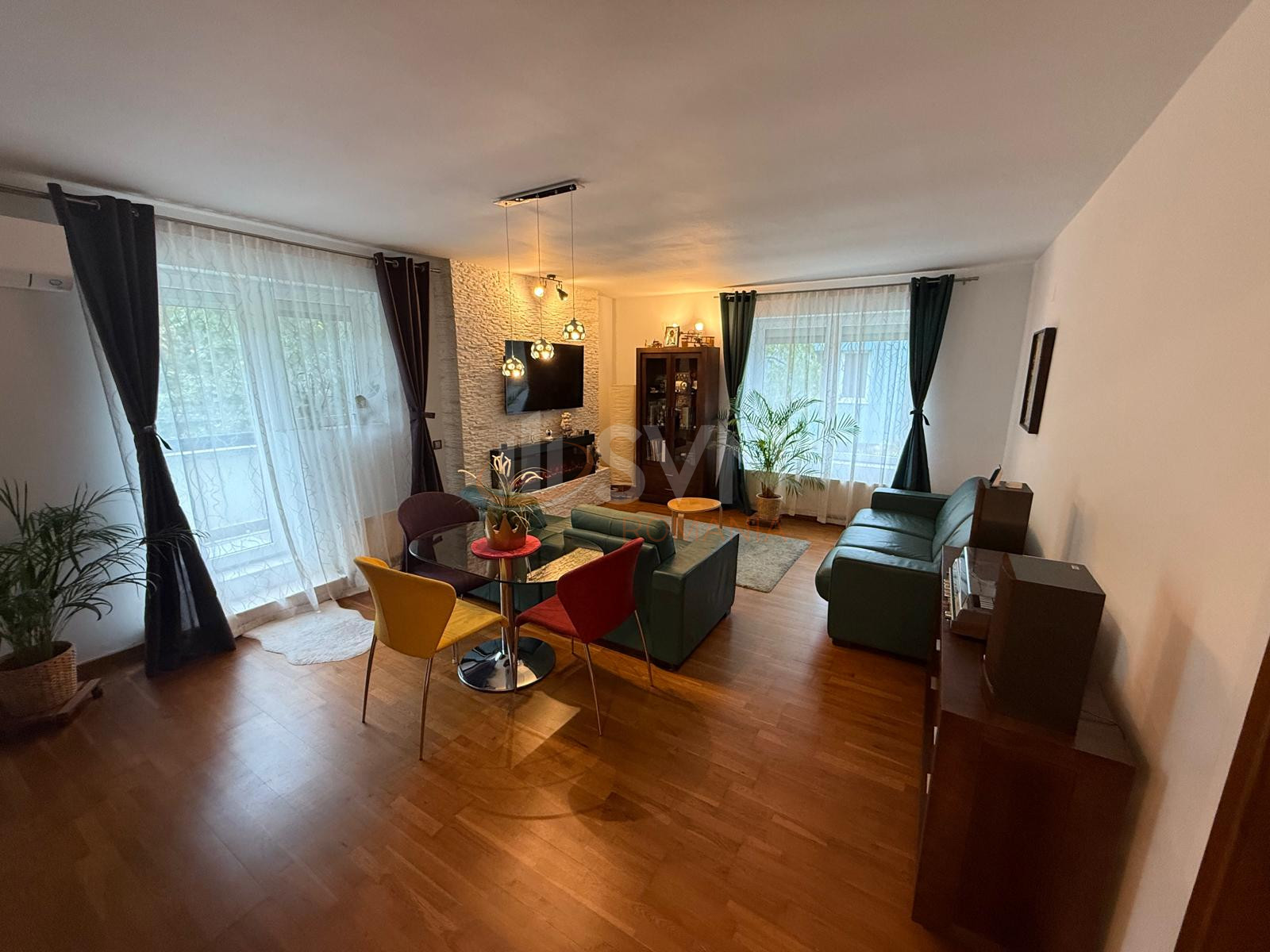 4 camere cu loc parcare exterior inclus Bucuresti/Baneasa