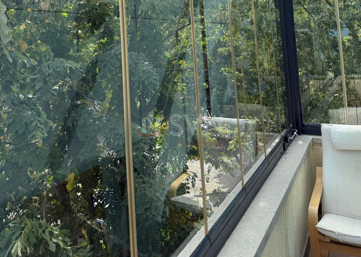 4 camere cu loc parcare exterior inclus Bucuresti/Baneasa