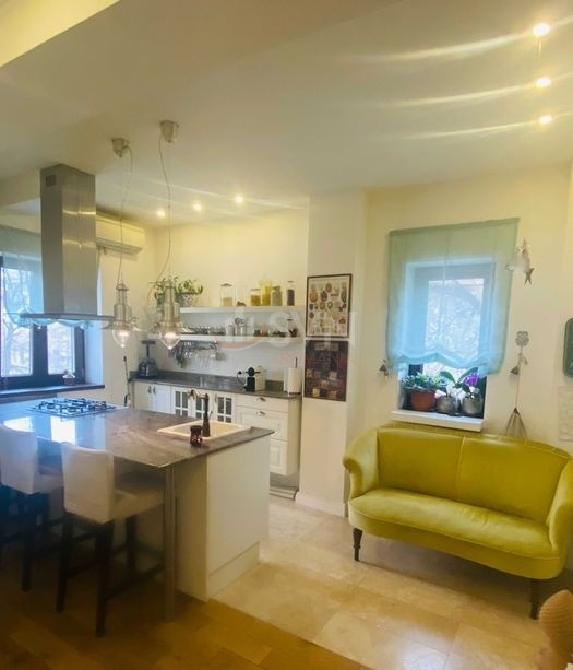 4 camere cu loc parcare exterior inclus Bucuresti/Capitale