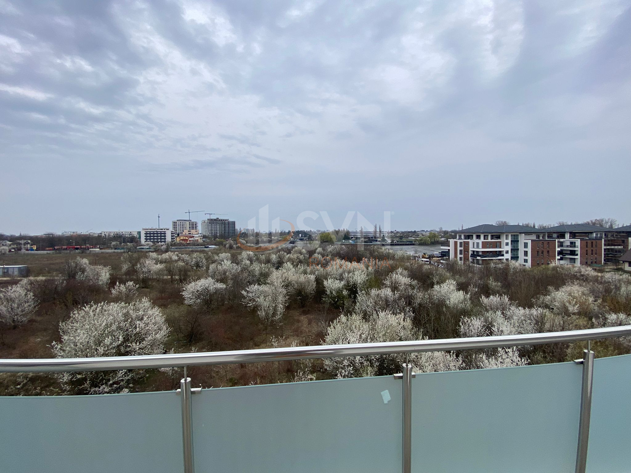 4 camere cu loc parcare exterior inclus Bucuresti/Straulesti