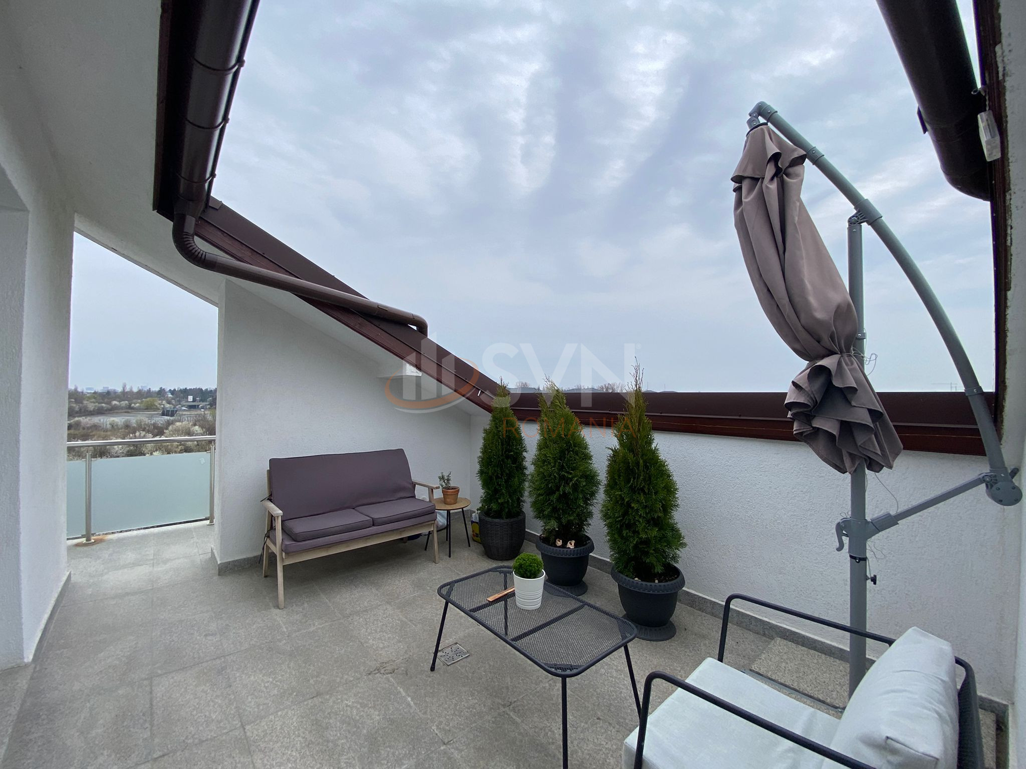 4 camere cu loc parcare exterior inclus Bucuresti/Straulesti