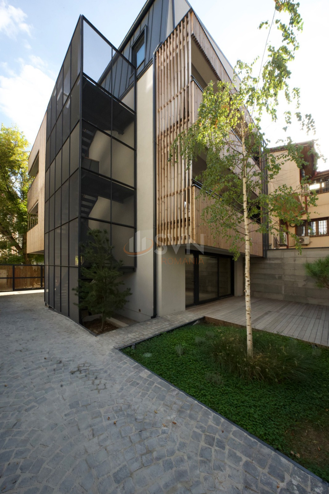 4 camere cu loc parcare exterior inclus Bucuresti/Dorobanti