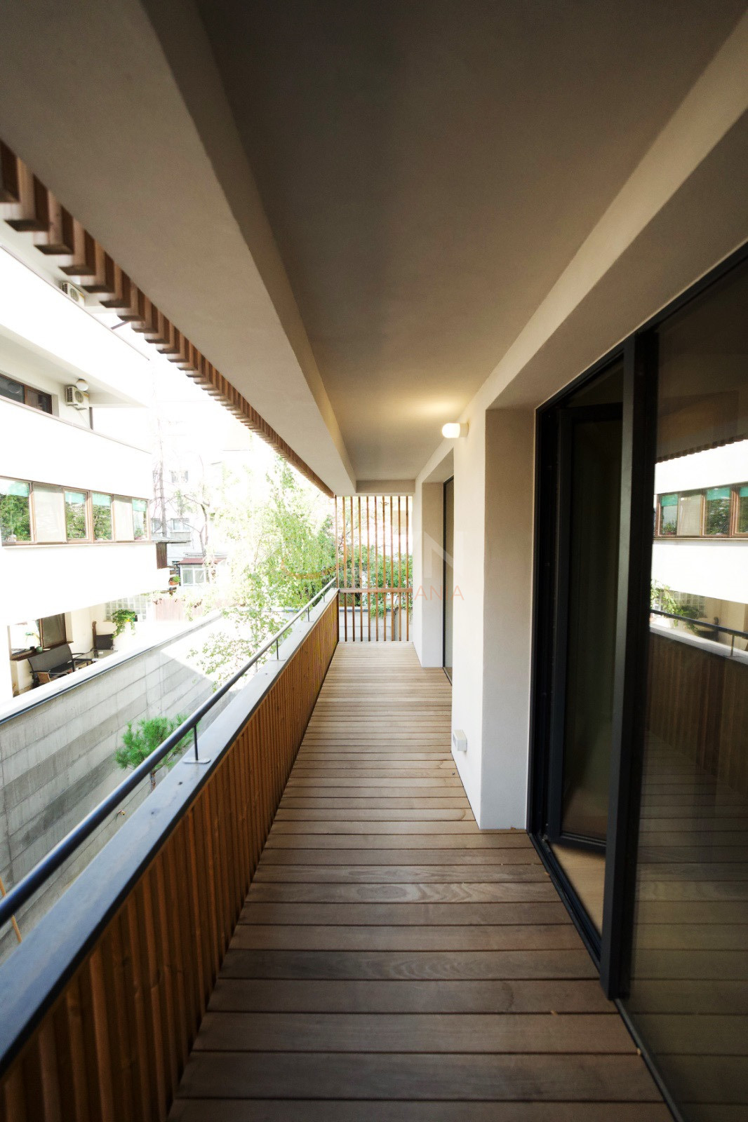 4 camere cu loc parcare exterior inclus Bucuresti/Dorobanti
