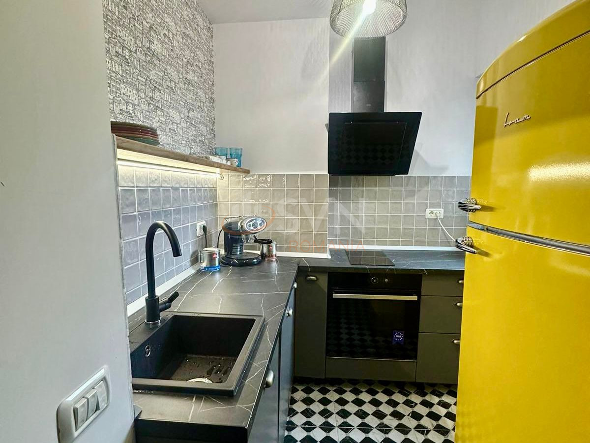 4 camere cu loc parcare exterior inclus Bucuresti/Piata Victoriei